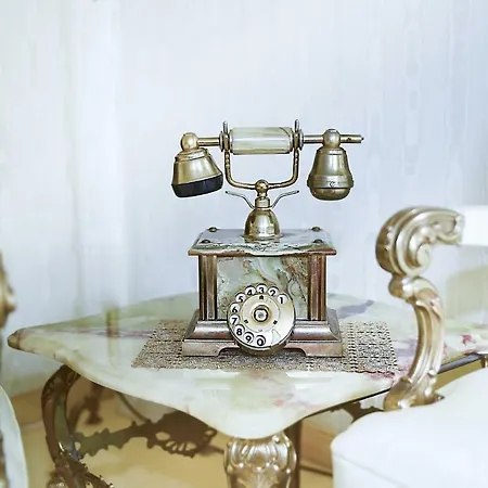 Royal Center Apartman *