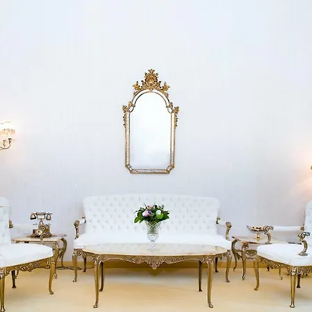 Apartament Royal Center *